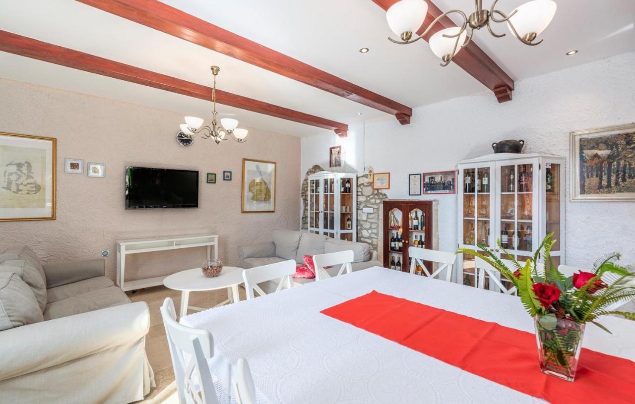 House Peresiji Hotel ห้อง รูปภาพ